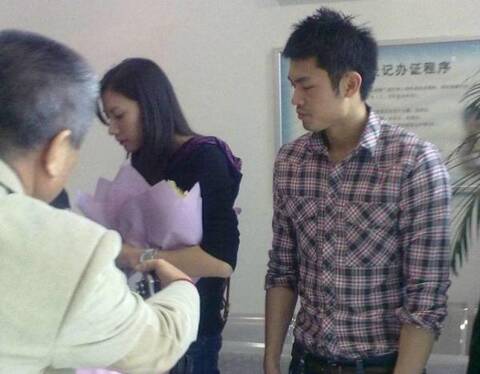 林丹谢杏芳情史:14岁暗恋27岁结婚 33岁被曝出轨