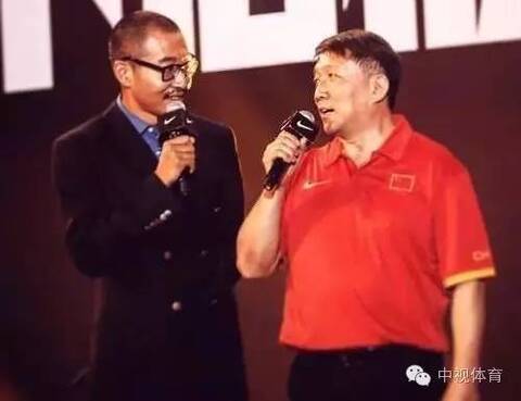 名嘴面对面】于嘉:我就是一个陪观众看球的普通人