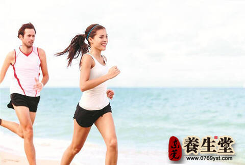 如何正确跑步,预防膝盖受伤