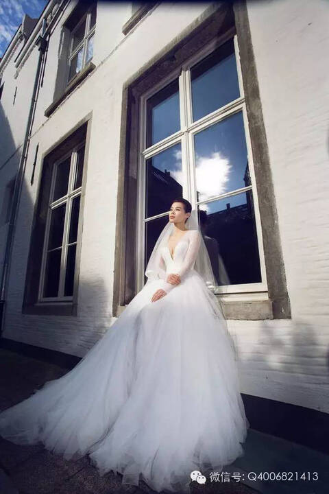 大美和高迪的婚纱照片_高迪和大美(3)
