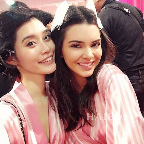 奚梦瑶和肯达尔·詹娜 (Kendall Jenner)