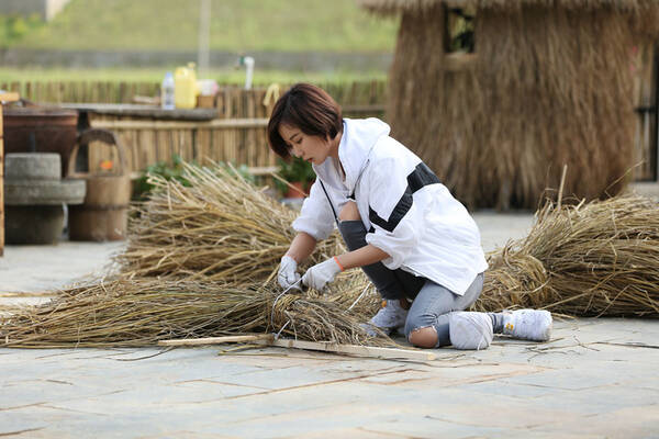 王珞丹《向往的生活》解锁技能 网友赐送万能