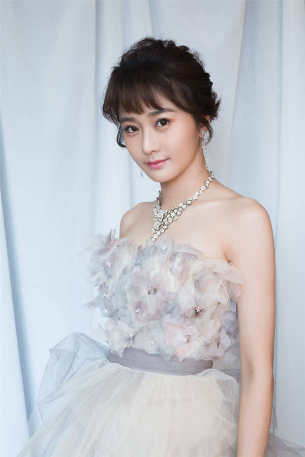 是歌手亦是演员!陈冰主演《如果岁月可回头》