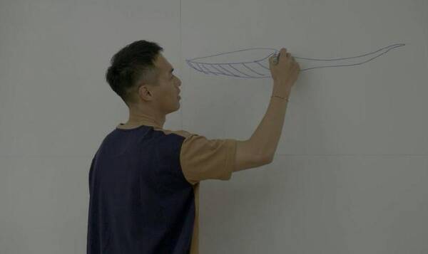 《同一堂课》杨祐宁手绘抽象派蓝鲸 网友：灵魂画手