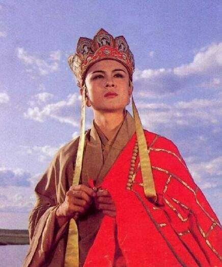 86版《西游记》唐僧的扮演者有三位,其中最帅气的当属徐少华,当年令