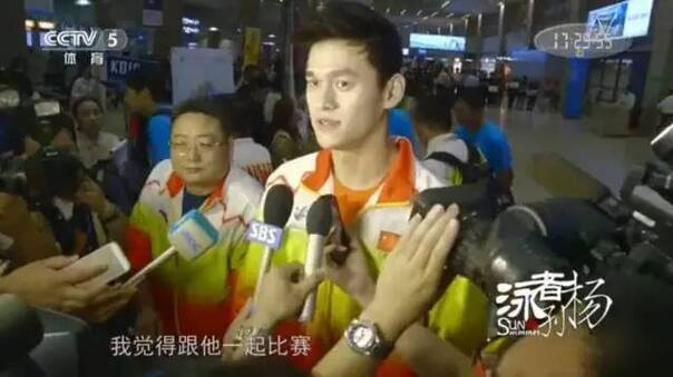 炸了！霍顿承认故意扰乱孙杨！今天有多少人想给孙杨一个爱的抱抱？