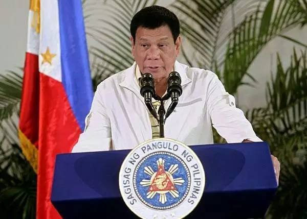 这个骂了联合国又骂奥巴马的总统,凭啥这样"率性"