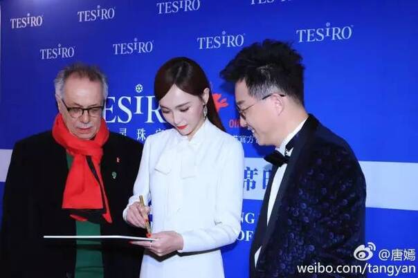 唐嫣国外蹭红毯遭记者冷落 离开PS的她长这样？