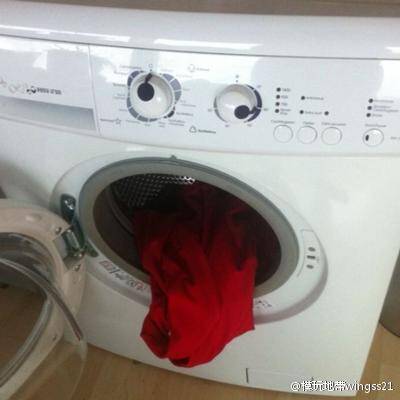  囧图161223:我像你这么大的时候还能看见对面的小姐姐