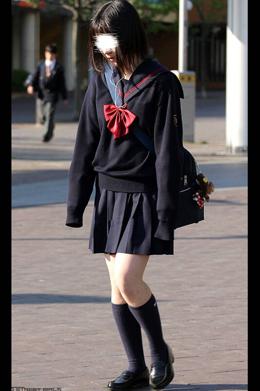 日本女学生制服的n种穿法,真的大开眼界