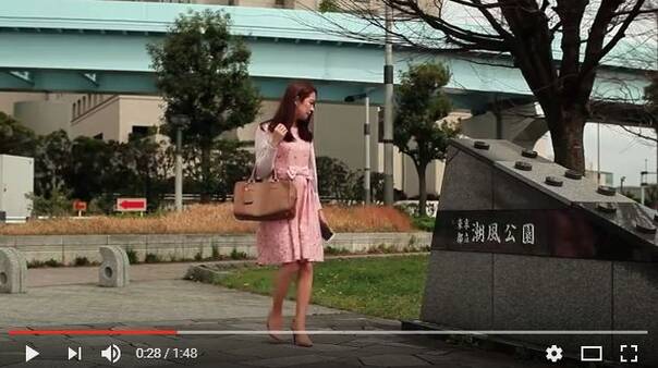 扫墓界的AR应用 让你能看到逝去的亲友并与他对话
