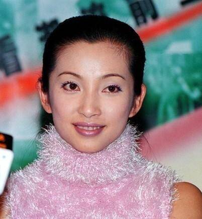 娱乐八卦:孙俪杨幂李小璐当红女星旧照为何那么丑