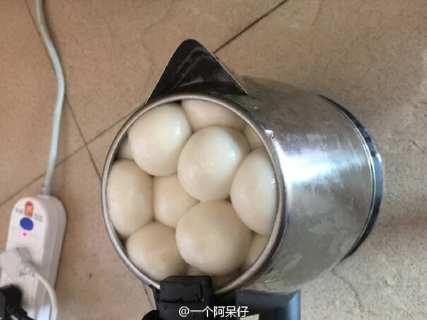  晚FUN来了161222:女生一冬天难道只有一条连裤袜吗？