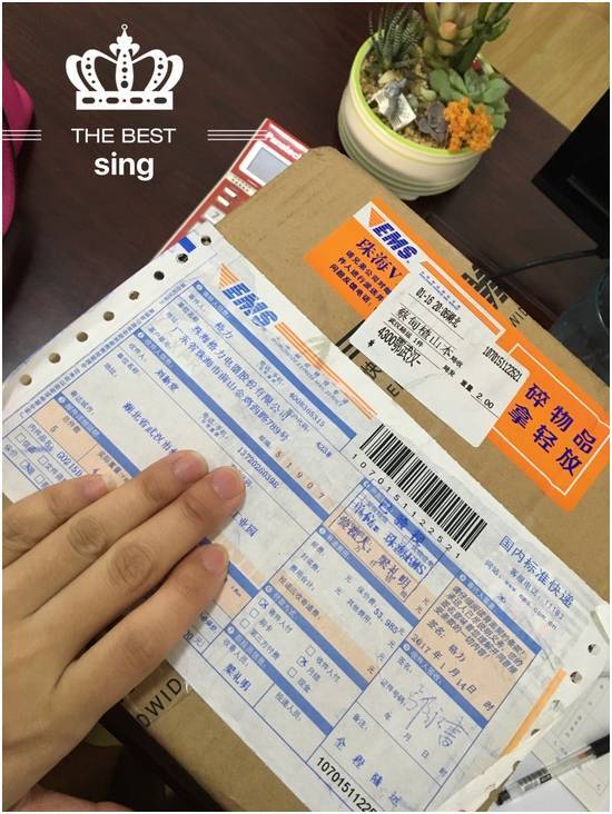 董明珠给员工发手机,他们却当二手货半价给卖了