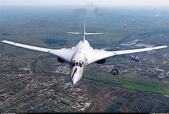 图160轰炸机性能图片