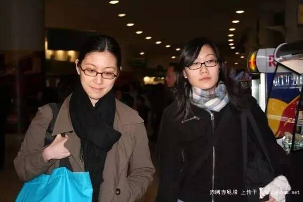 她是中国某高官的女儿 却比平常人更低调(组图)