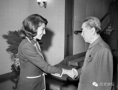 12,西哈努克夫人莫尼克公主也说过:"他是我唯一的偶像!"