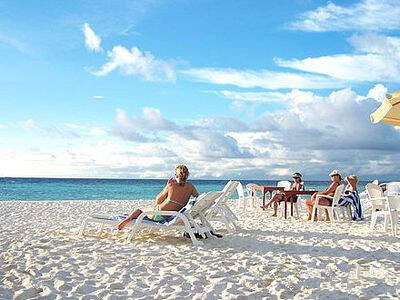 美国人、欧洲人、中国人的一生,对比太强烈