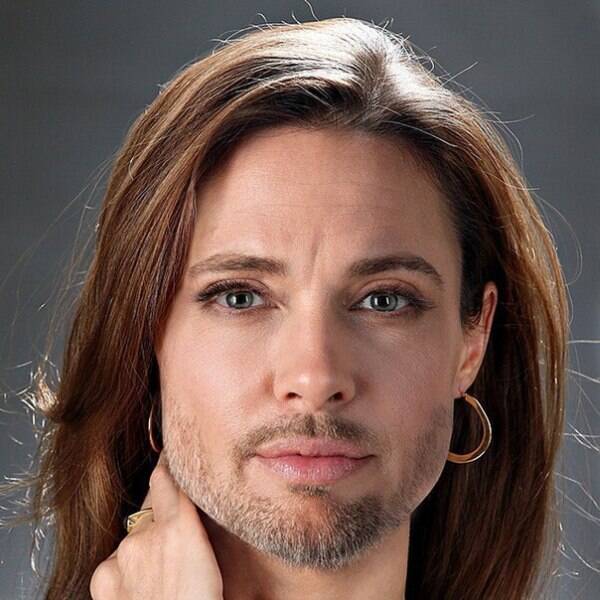 一上网吧整个脸热眼睛热脑袋里面疼怎么回事啊?