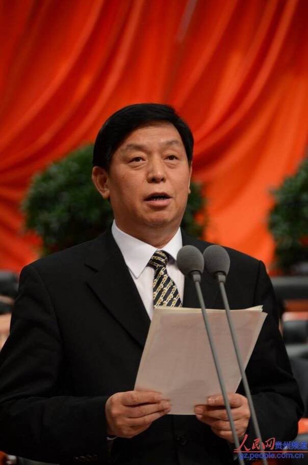  栗战书 :24点报送习近平的请示 早上也能收到批