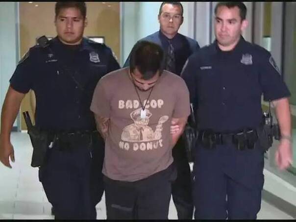 衣服上的印花:不乖的警察没有甜甜圈吃