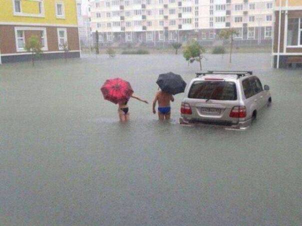 开车陪你看海!