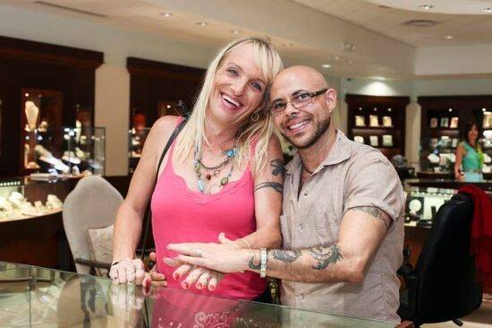 国中女当众帮男<em>同学</em>,女帮男打飞机短片,女帮男