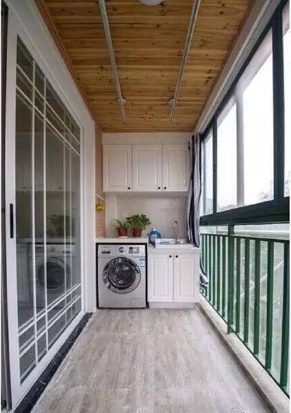 阳台隔断效果图大全最新款 8864c190e3cc844_w423_h600.jpg