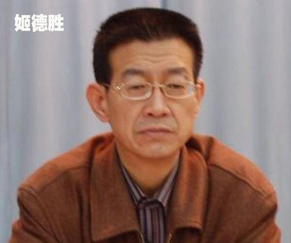 他是中共元老之子,将航母带回中国最大功臣,万