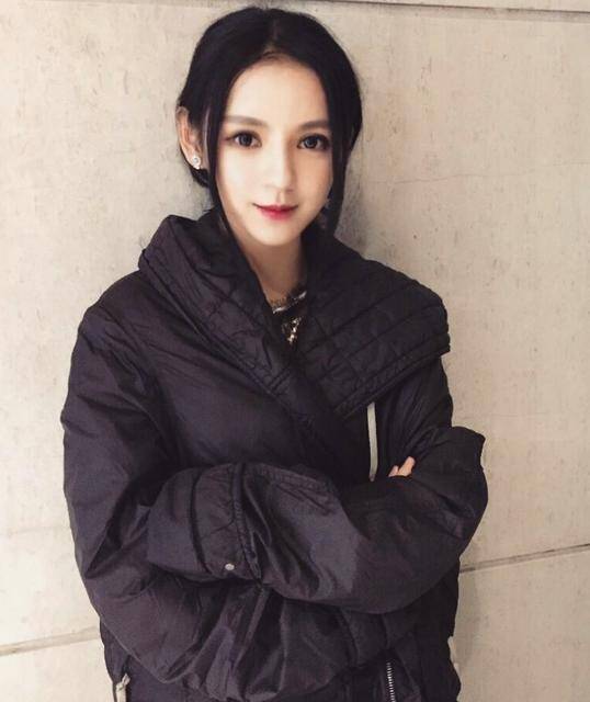 王思聪女友 张予曦 私房照大公开 - 3G新闻 - 华