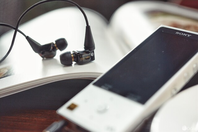 尽管手机能听歌,但我还是只带索尼walkman zx100