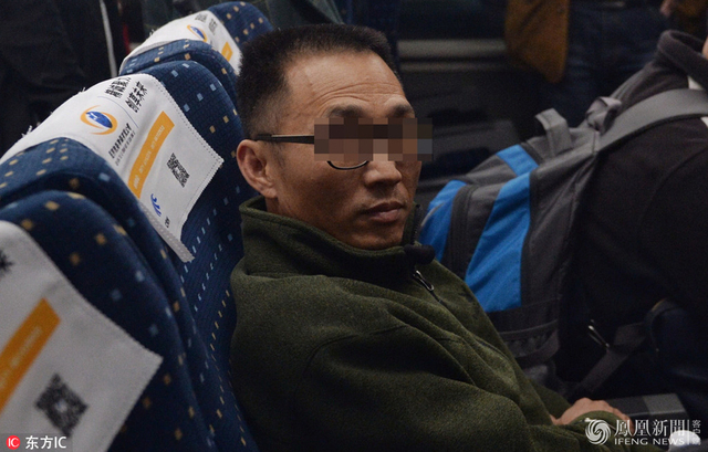 走出列车,他就是21年前在广州番禺制造了惊天大劫案的最后1名主犯