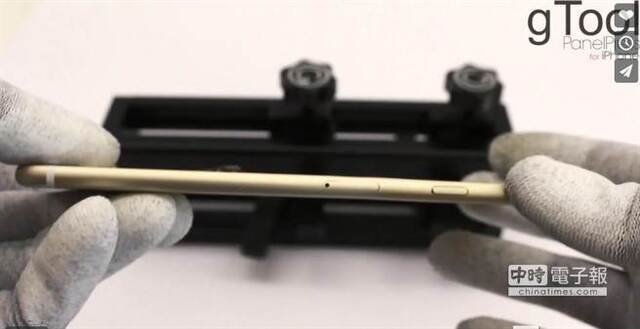 有救了!矫正器可将弯曲iPhone 6 Plus变直