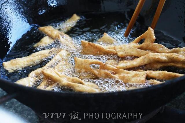 猪皮怎么弄皮冻 dbbfc255f82513b_w671_h447.jpg