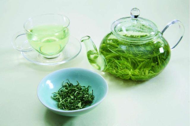 哪种茶含有的茶多酚最多?