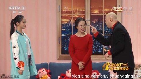 因为他在春晚舞台上曾与周涛,刘涛,牛莉等女星在小品中扮演夫妻,于是