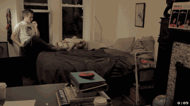 (该剧在纽约布鲁克林拍摄完成)  也是大写的污!捂脸ing