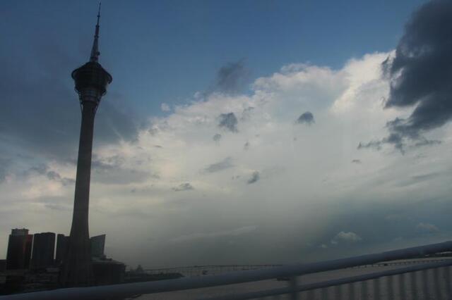 澳门关闸到观光塔 澳门旅游观光塔