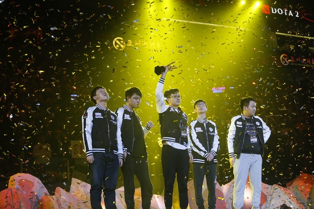 DAC亚洲邀请赛iG夺冠现场:万人高声齐呼iG