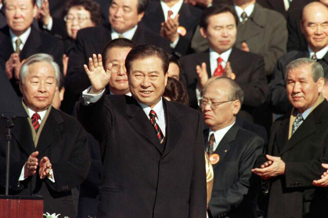 青瓦台的悲剧:韩国历任总统结局黯淡
