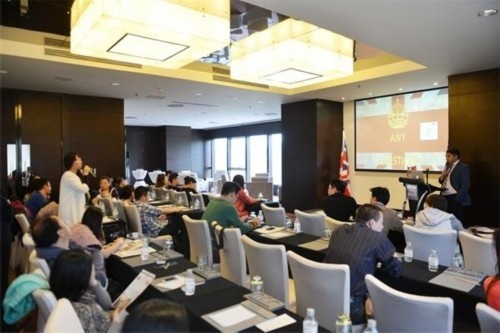 中国土豪海外奢华生活揭秘 <wbr>震惊老外 中国土豪海外奢华生活揭秘 <wbr>震惊老外