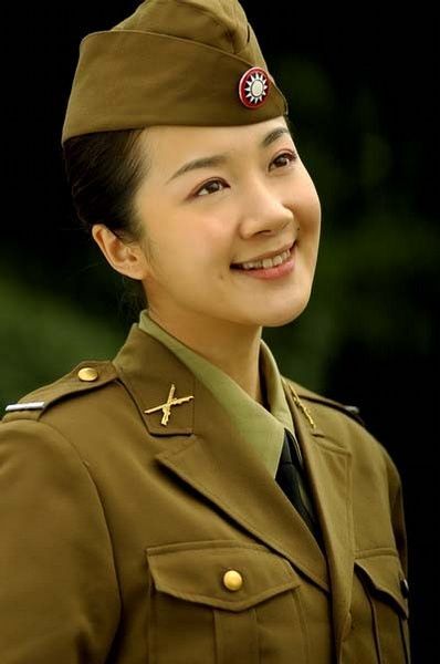 电视剧中的军服美女 谁最靓?