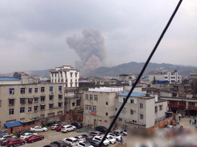 钟鼓楼地区疏散人口_西安的标志钟鼓楼广场钟鼓楼广场不仅是美丽的历史古迹