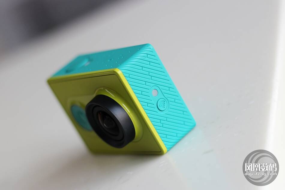 同款运动相机 462cfdbf1382763.jpg