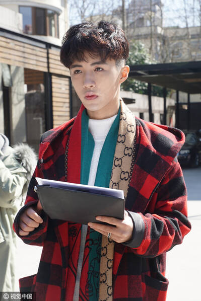 艺考现场惊现“小刘雯”“小唐嫣”！(组图)