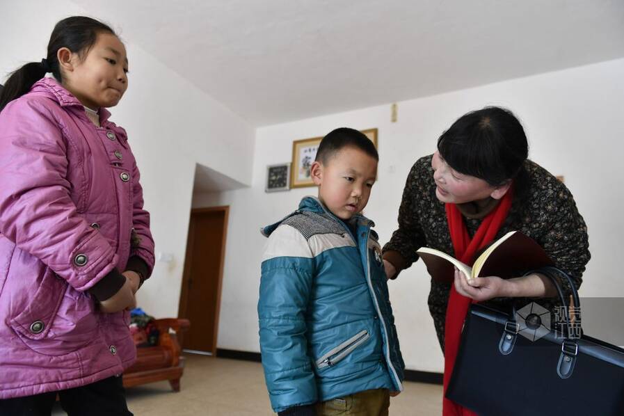 支月英从大山到北京 要为山里孩子和乡村教师发声