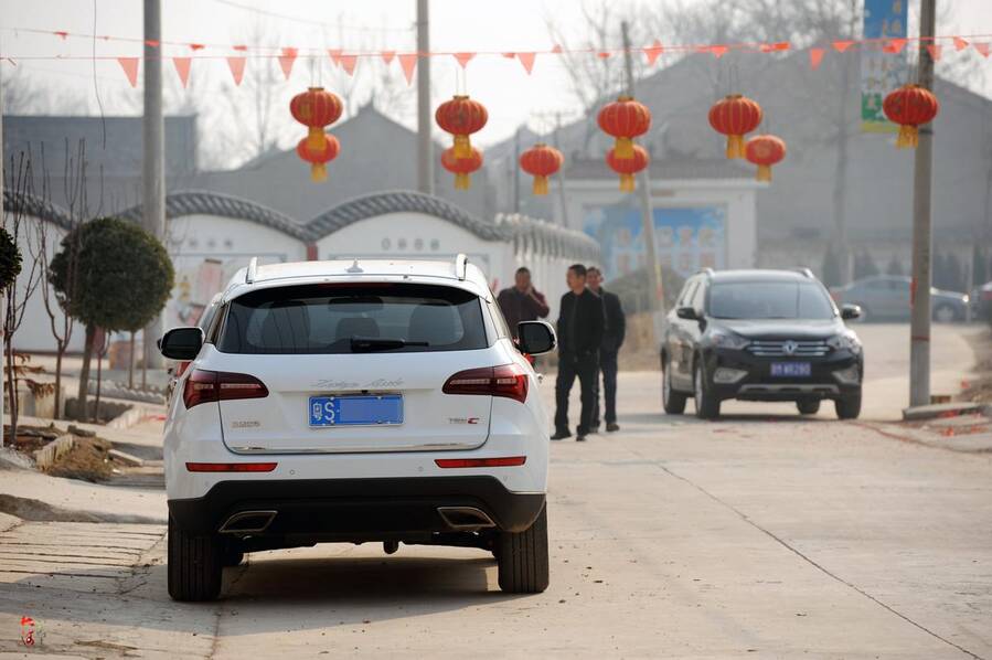 范冰冰一年收入_酒店一年收入(2)