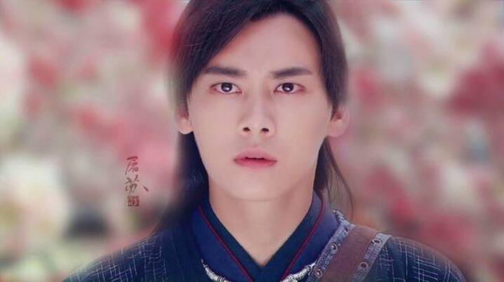 李易峰古装照帅一脸,网友:真的想装进口袋抱走