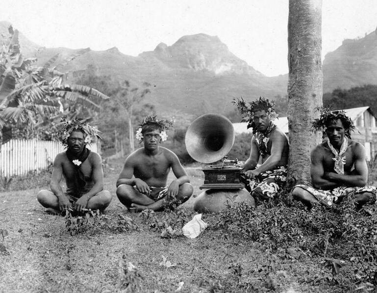 1900年世界各国人口_土豪1900万买下世界上最奢华的房车,看过的人都说值！(2)