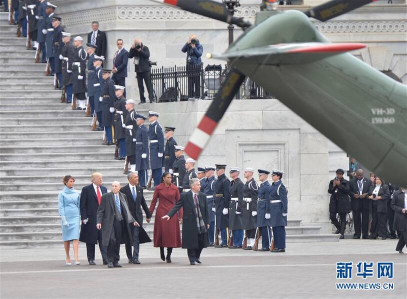 特朗普就任美国总统 送前总统奥巴马离开 (组图)